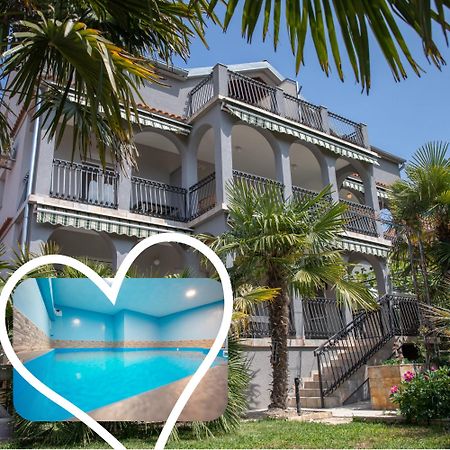 Apartmani Dina ビオグラード・ナ・モル エクステリア 写真
