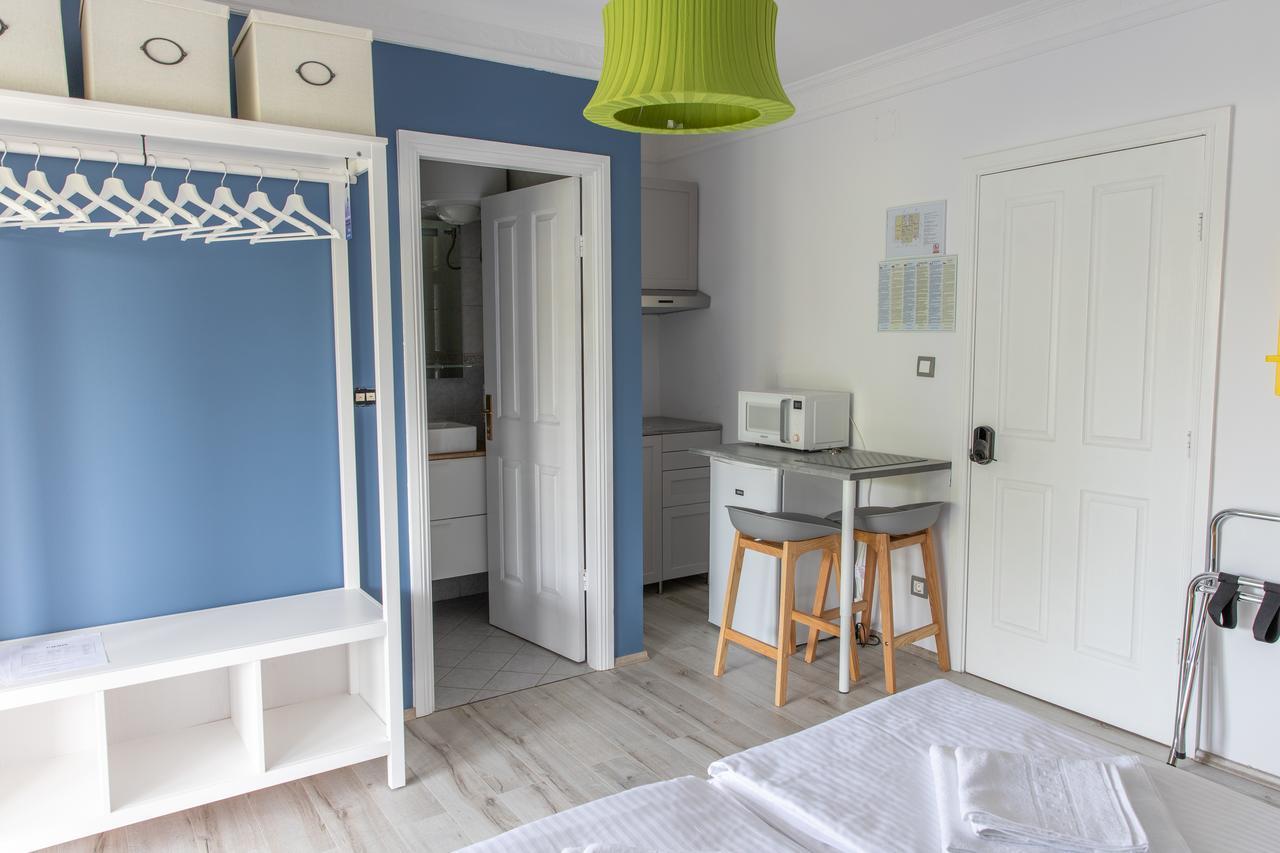 Apartmani Dina ビオグラード・ナ・モル エクステリア 写真